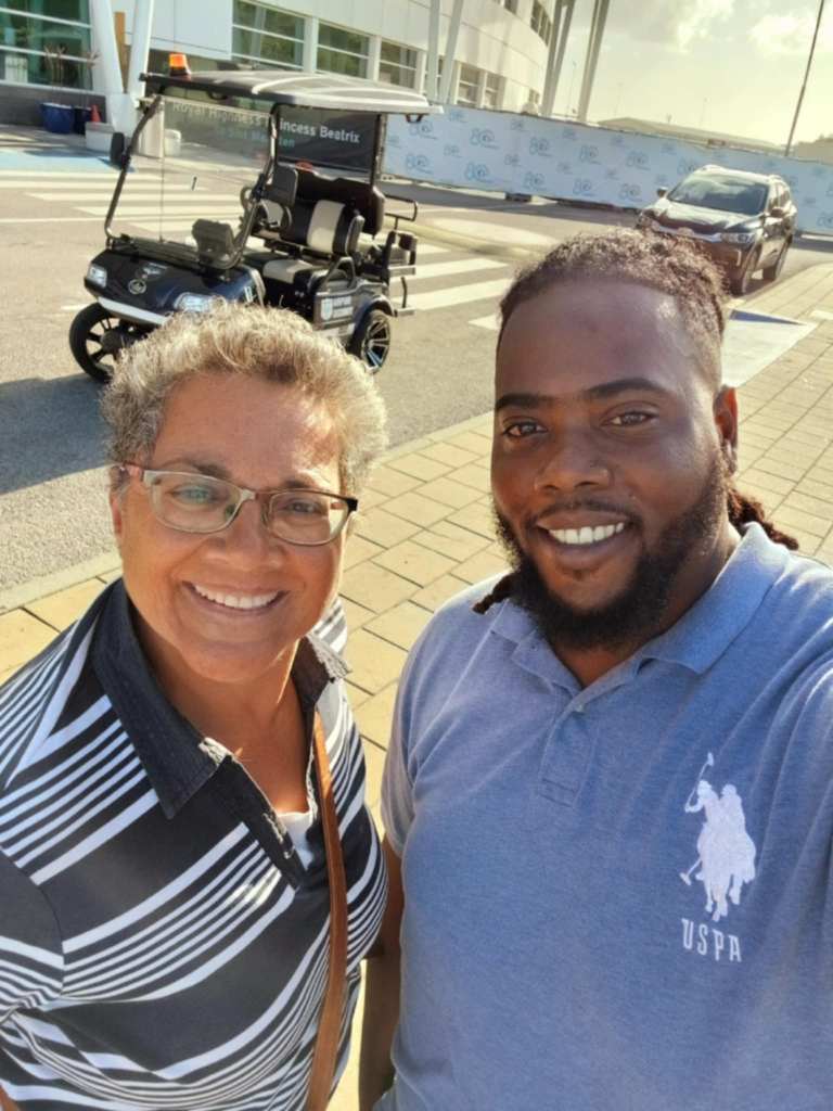 sint maarten airport/hotel transport